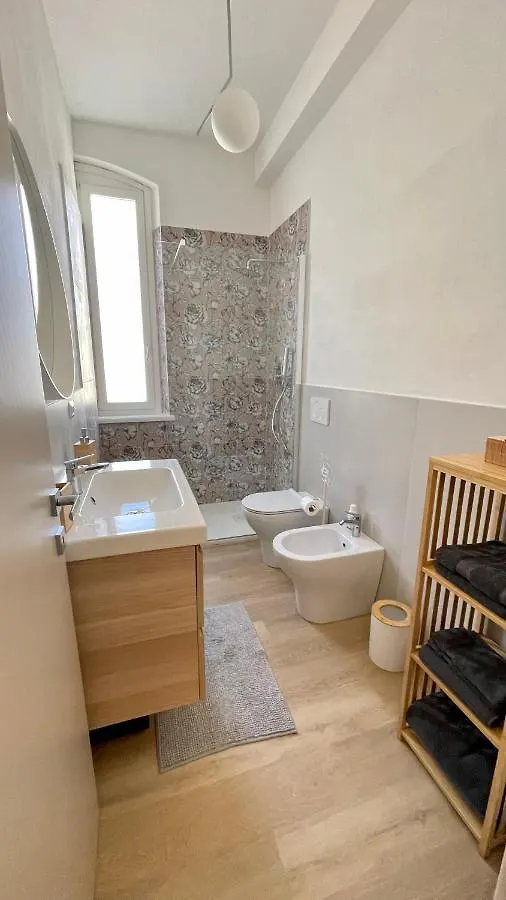Apartment Flower - Residenze Tarasconi Parma