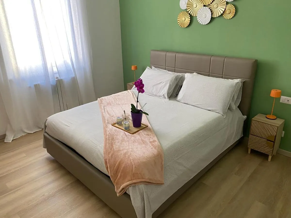 Apartment Flower - Residenze Tarasconi Parma Italy